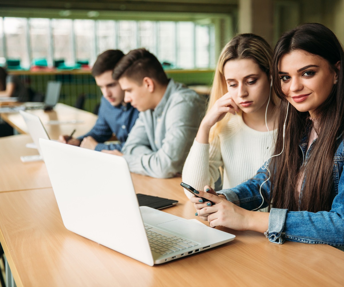 EMPLEABILIDAD, EDUCACIÓN Y SOSTENIBILIDAD